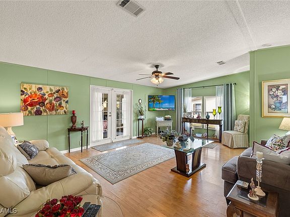 4th image of 5467 Countrydale Ct