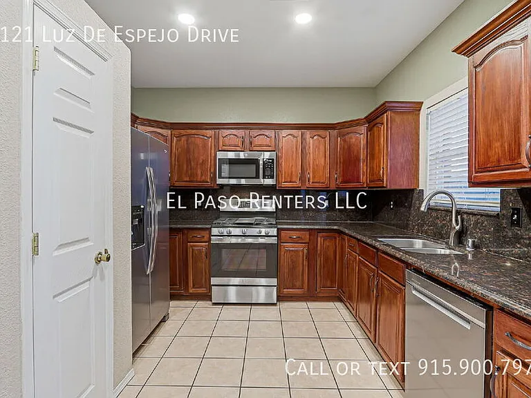7121 Luz De Espejo Dr — Photo 8