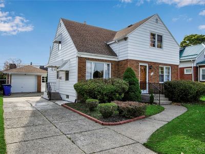 65 Palm St, Lackawanna, NY, 14218