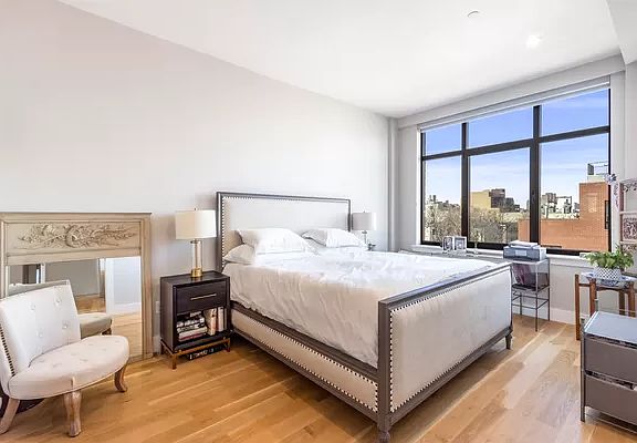 4th image of 224 Clifton Pl #4C