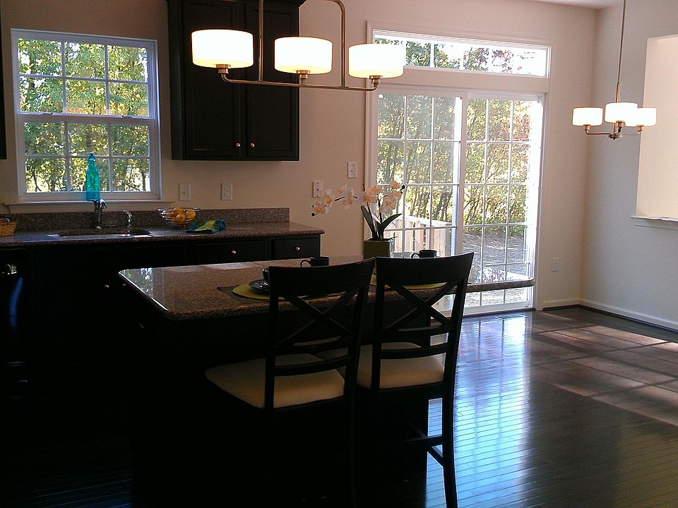 2nd image of 5 Alison Ct