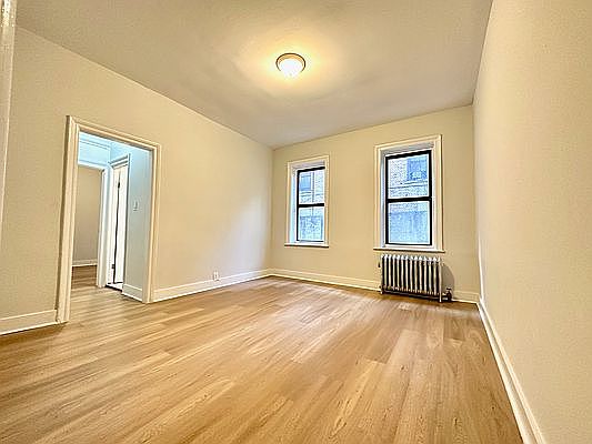 1st image of 392 Saint Johns Pl #1I