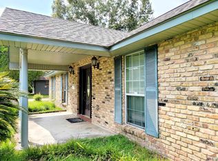 10367 Cyprus Cedar Ave, Baton Rouge, LA 70816