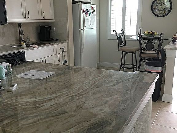 2nd image of 2264 Winkler Ave APT 307