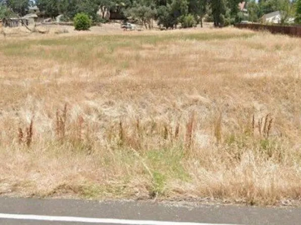 7926 Kirby St, Valley Springs, CA 95252