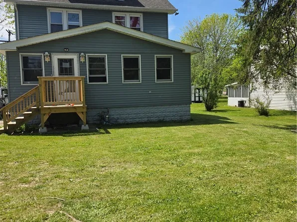 25150 Columbus Rd, Bedford Heights, OH 44146