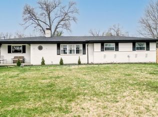 818 Wards Corner Rd, Loveland, OH 45140