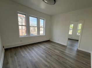 207 Arlington Ave #3, Jersey City, NJ 07305