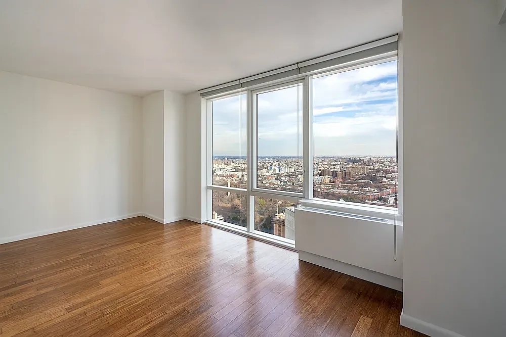 66 Rockwell Place — Photo 3