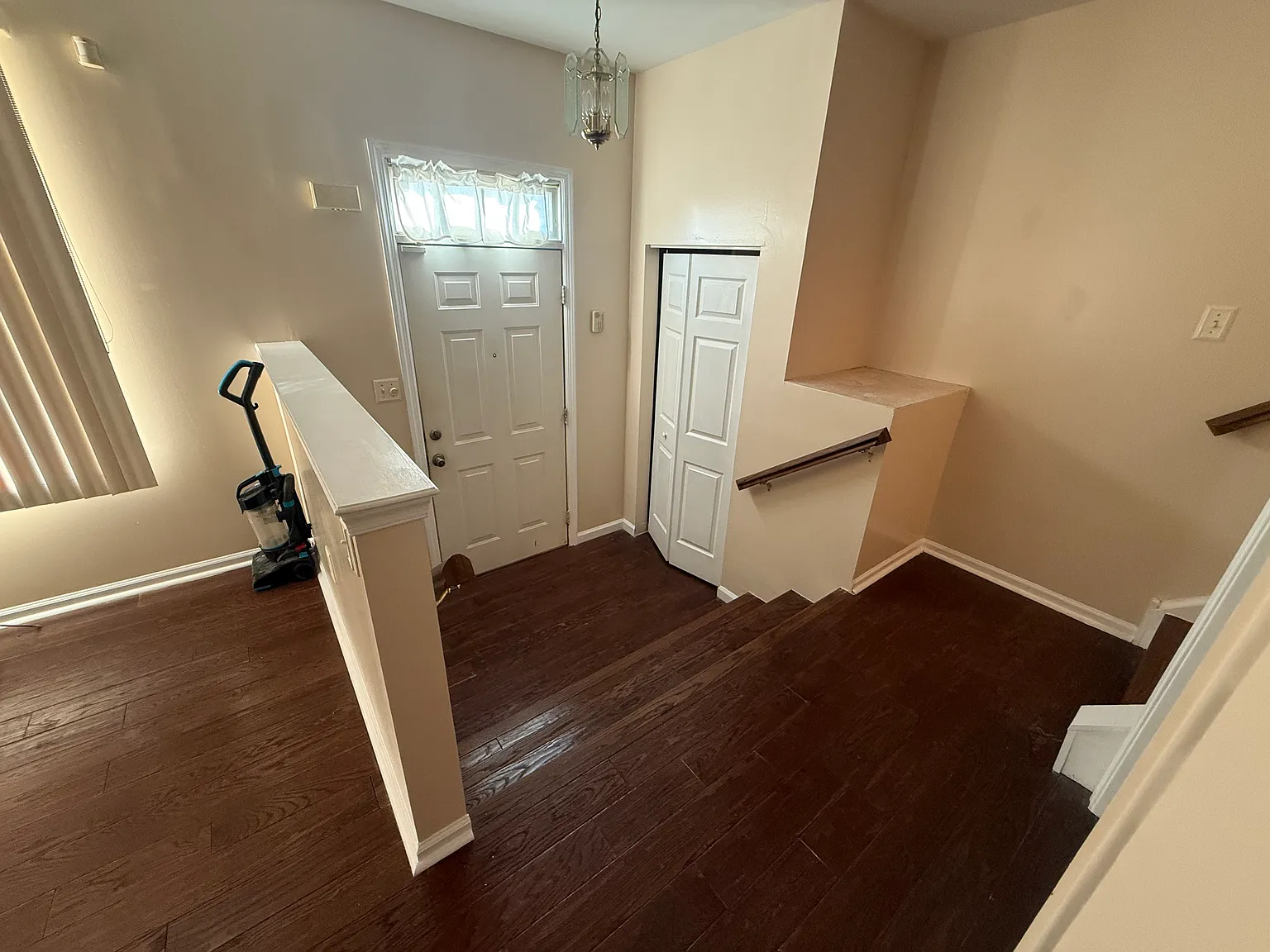 3 bed, 1450 sqft, $2,500 — Photo 4