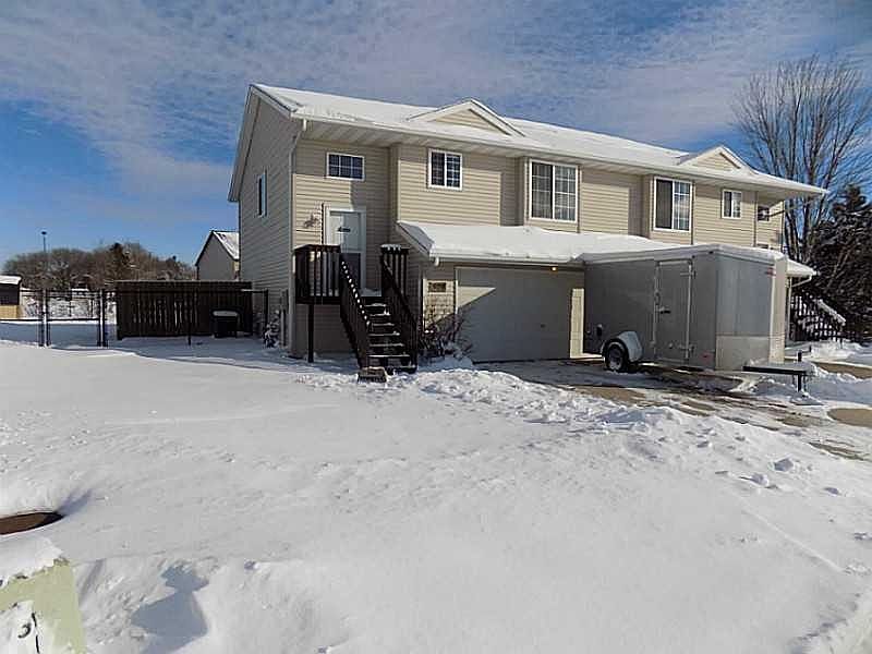 1st image of 528 Augusta Cir