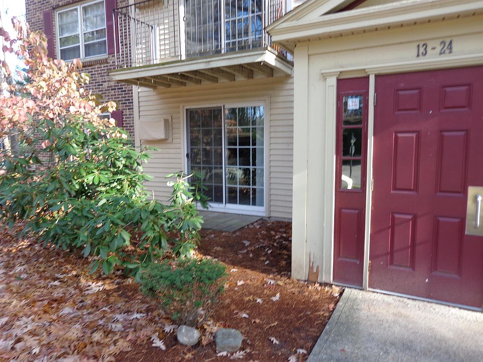 1st image of 4 Autumn Leaf Dr APT 16