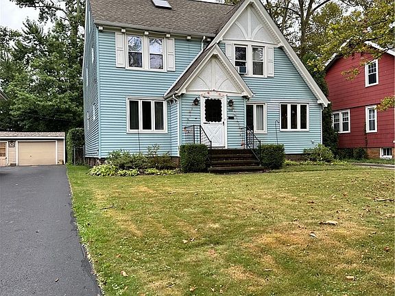 2nd image of 1001 Englewood Rd