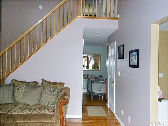 5th image of 345 Johnson Ave