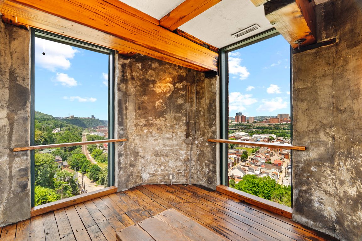 34-Observation Deck