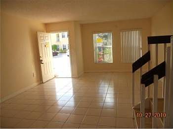 4th image of 9191 Fontainebleau Blvd #303