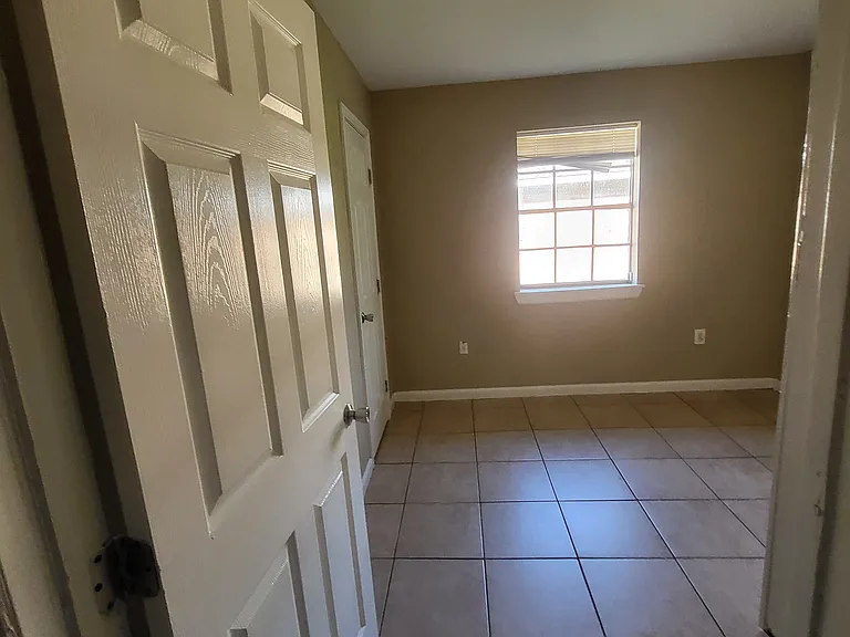 9628 El Scott Ave — Photo 11