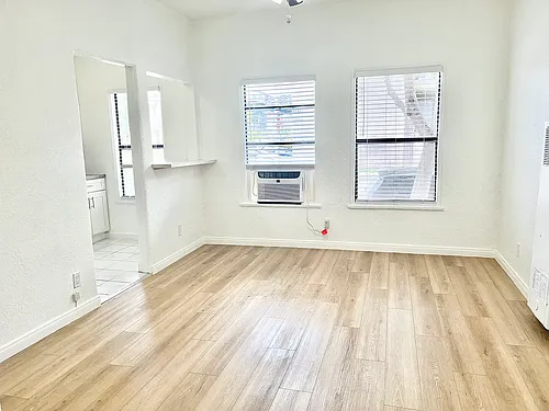 1154 N Formosa Ave Photo 1
