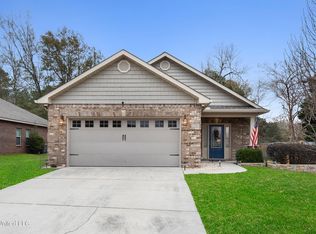 13741 Windwood Dr, Gulfport, MS 39503