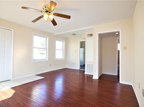 2nd image of 6221 Wadsworth Dr