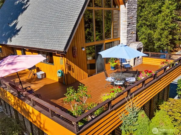 548 Klamath Drive, La Conner, WA 98257