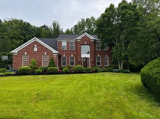 36225 Fernway Cir, Avon, OH 44011
