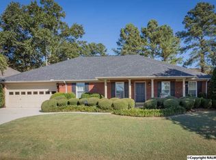 2505 Lawson Lake Ct SE, Huntsville, AL 35803