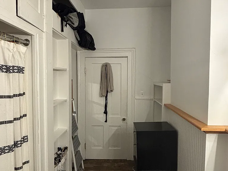 888 1/2 City Park Ave #1/2 — Photo 10