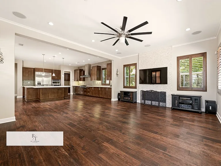 540 N Bardsdale Pl — Photo 11