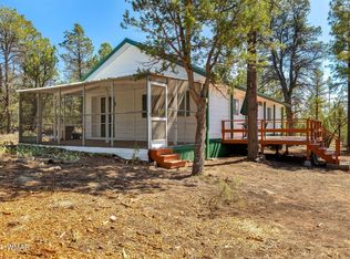 2849 Markham Rd, Overgaard, AZ 85933