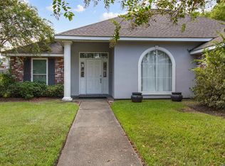 101 Oak Knoll Ct, La Place, LA 70068