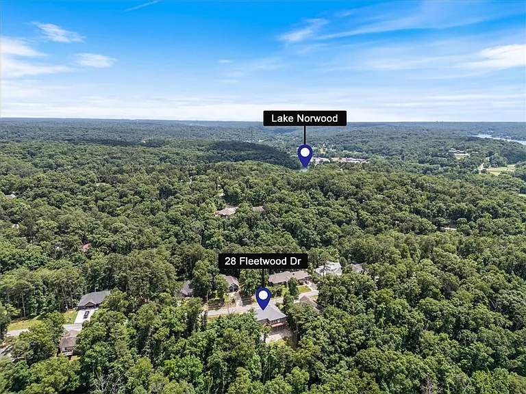 28 Fleetwood Dr — Photo 21