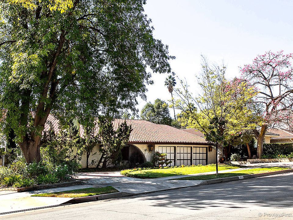 1st image of 2370 Montecito Dr