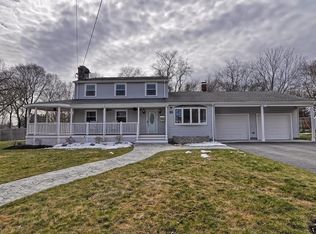 28 Raymond Allard Blvd, Swansea, MA 02777