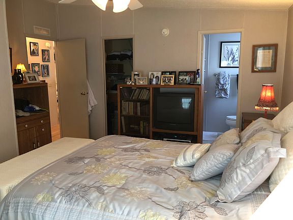 5th image of 920 Lenore Ave