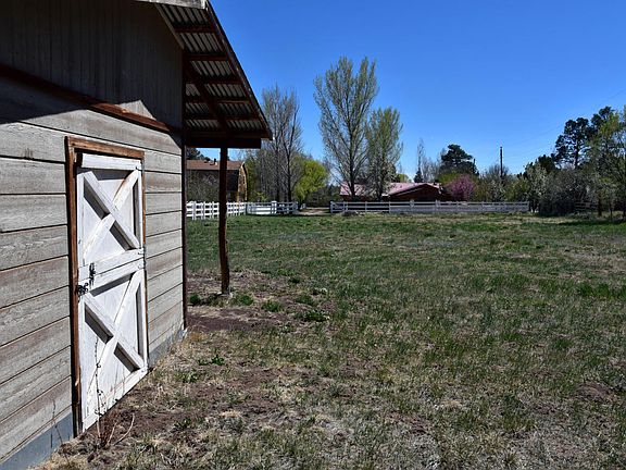 5th image of 2690 Rainbow Lake Dr