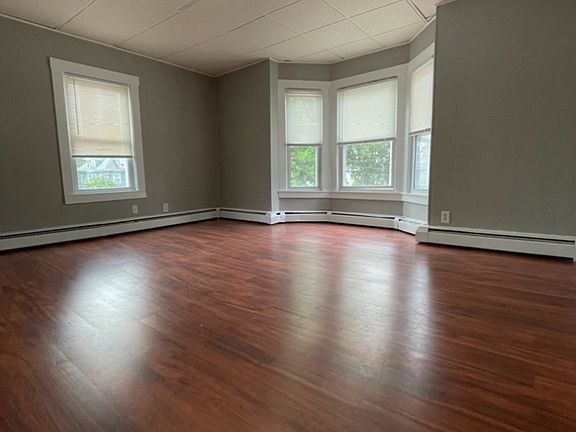 4th image of 9 View St #2