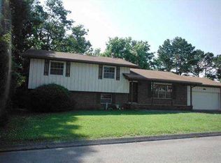 2135 Suncrest Ln, Chattanooga, TN 37421