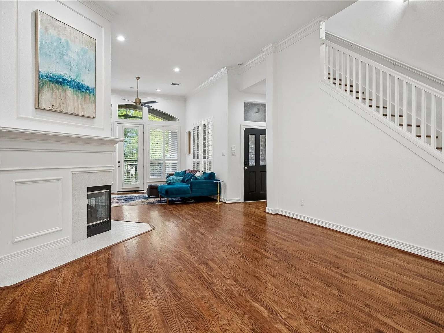 3 bed, 3.5 bath, 3555 sqft, $6,500 — Photo 3