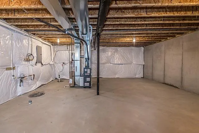 5883 Scenic Bluff Dr — Photo 16