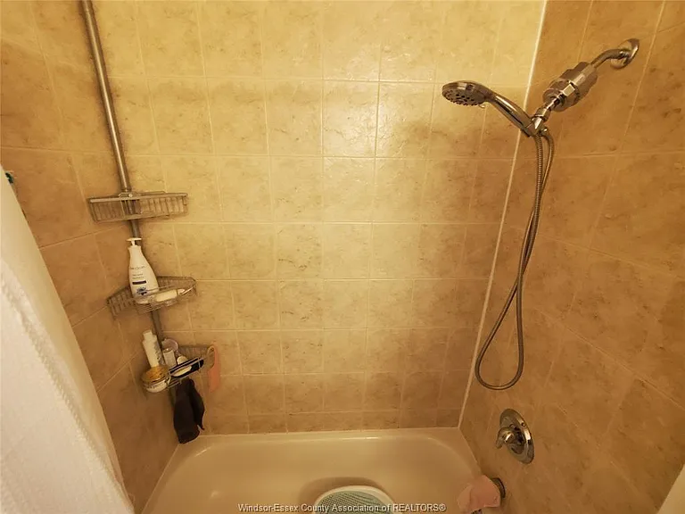 1710 Northway Ave — Photo 9