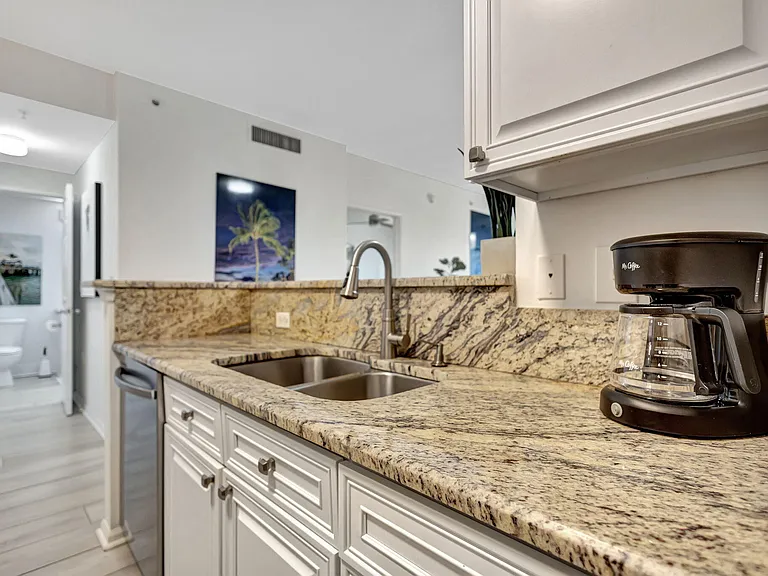 630 Sapodilla Ave #223 — Photo 15