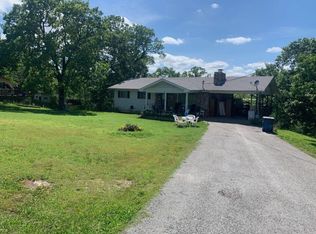 2425 Maple St, Hollister, MO 65672