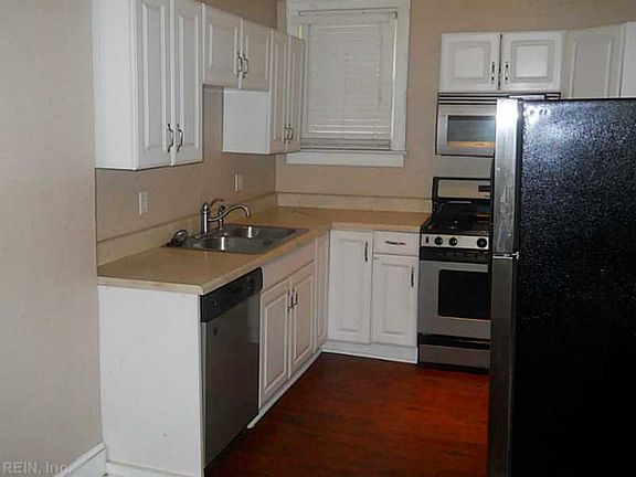 5th image of 1820 Lasalle Ave APT 4