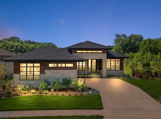 49351 Villa Ct, Novi, MI 48374