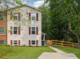 686 Windsor Dr, Westminster, MD 21158
