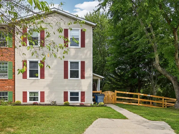 686 Windsor Dr, Westminster, MD 21158