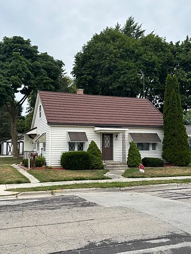 2015 Van Buren St Photo 1