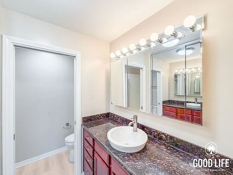 5252 Balboa Arms Dr #228 — Photo 12