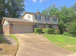 32 Nob Hill Cv, Little Rock, AR 72205